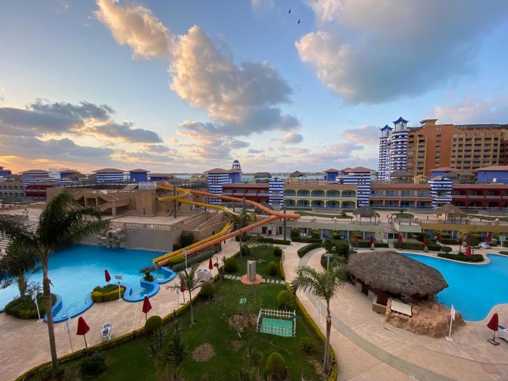 Porto Marina Resort Chalets Families Only El Alamein Exteriér fotografie