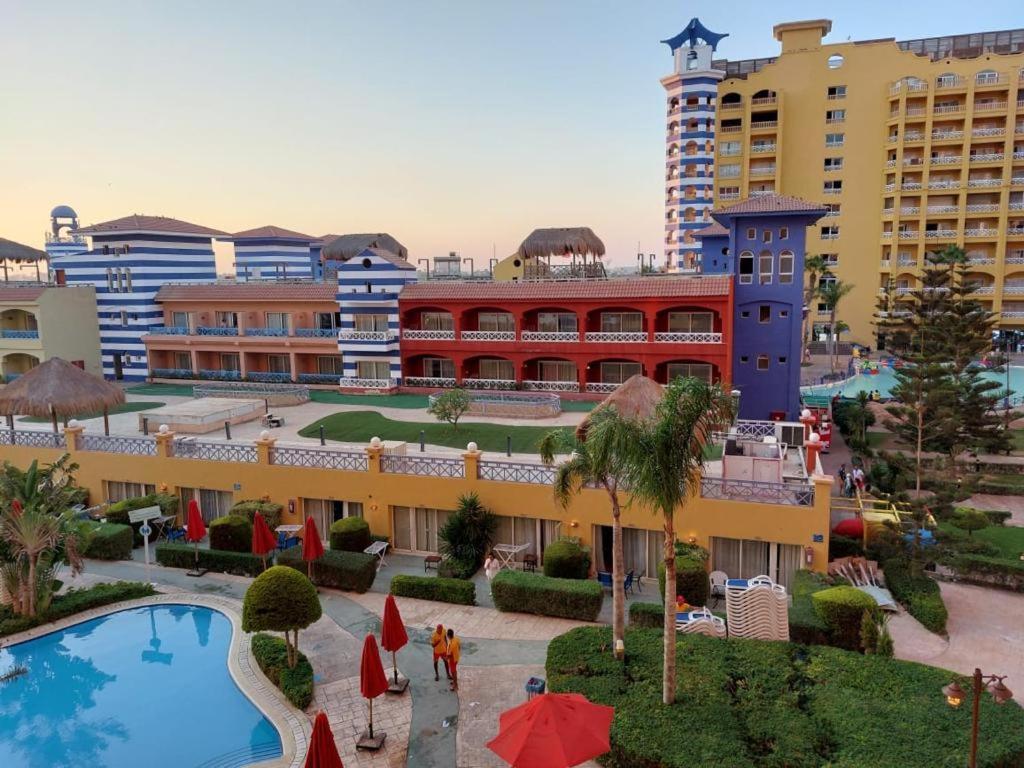Porto Marina Resort Chalets Families Only El Alamein Exteriér fotografie